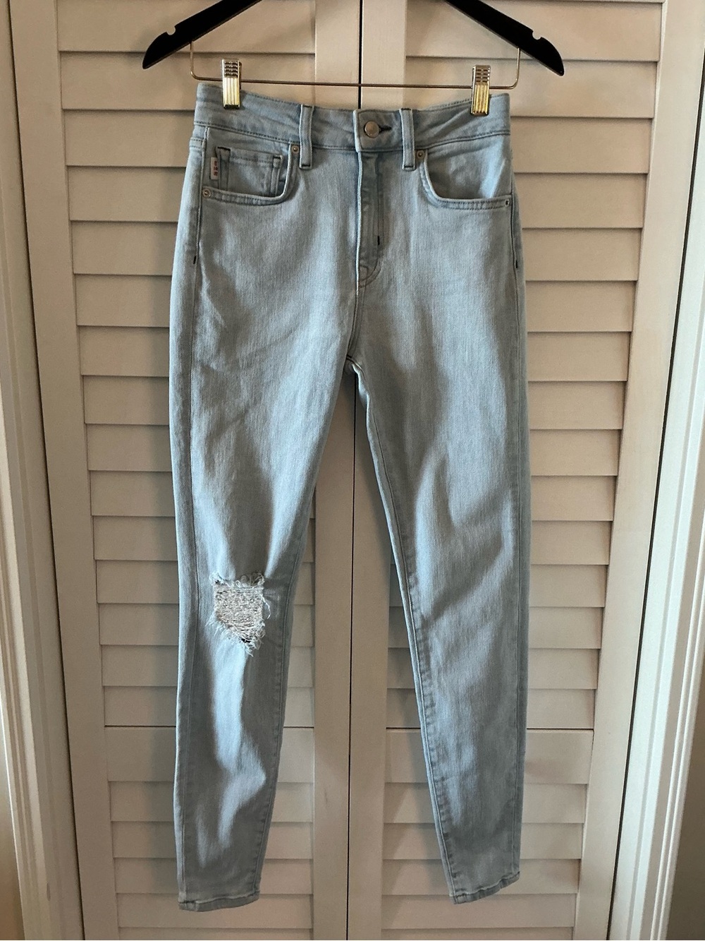 Superdry Light Blue Skinny High-Rise Ripped Knee Jeans Size 27 - Picture 2 of 14